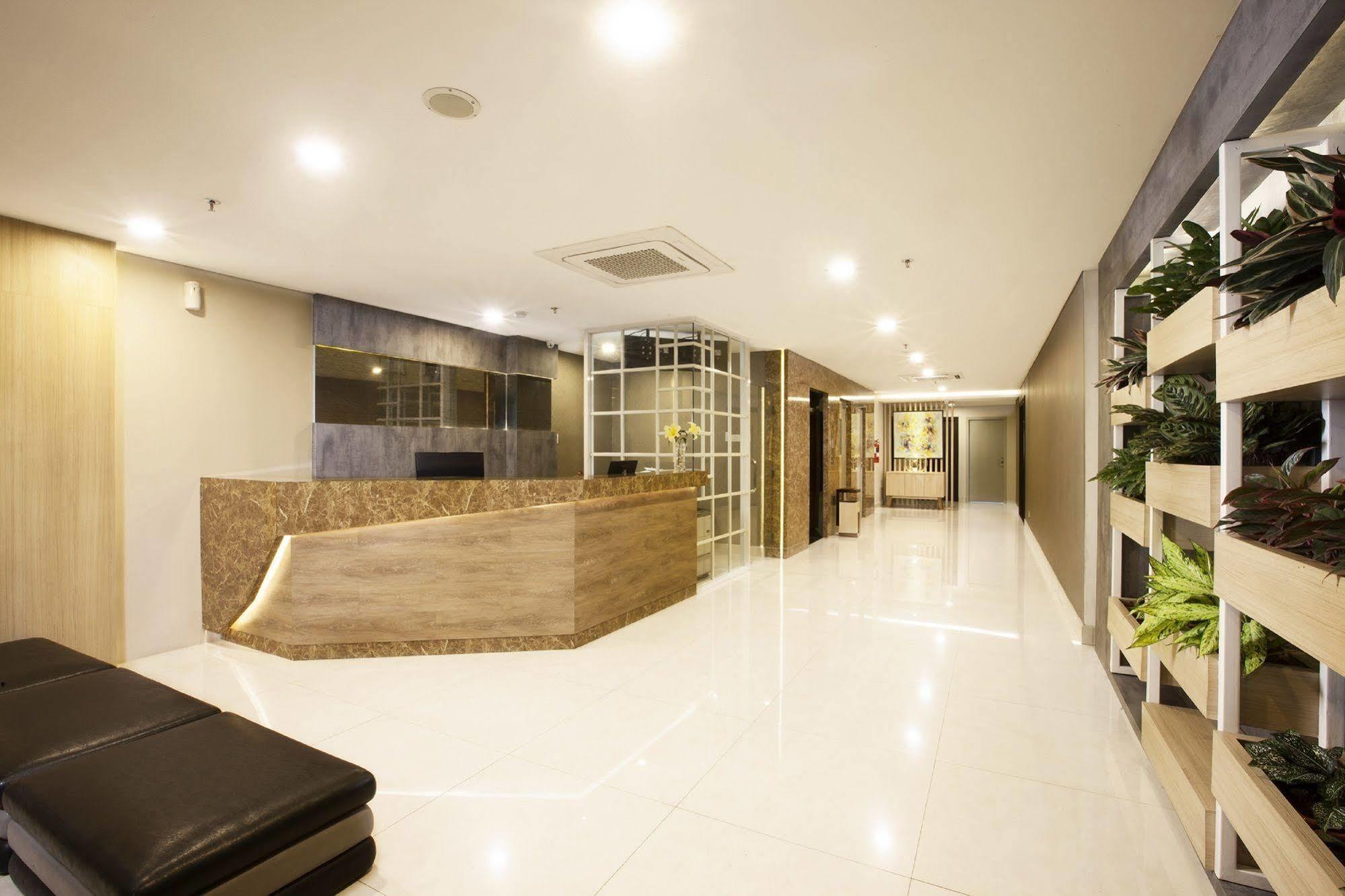 Hotel Verse Lite Gajah Mada Jakarta