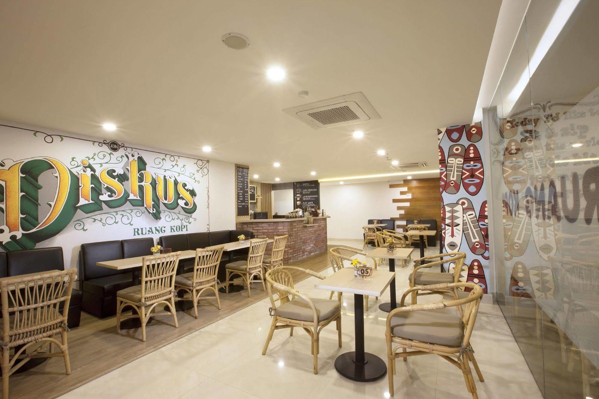Verse Lite Gajah Mada Hotel